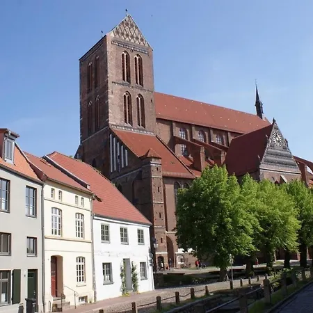 Am Wismarer Markt Mit Balkon - Abc329 Апартаменты